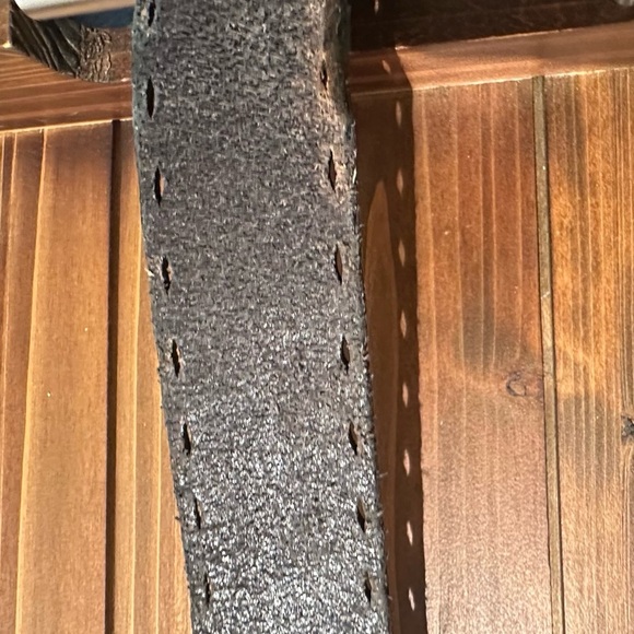 Vintage Fossil Style Silver Belt 
T1 - Picture 10 of 13